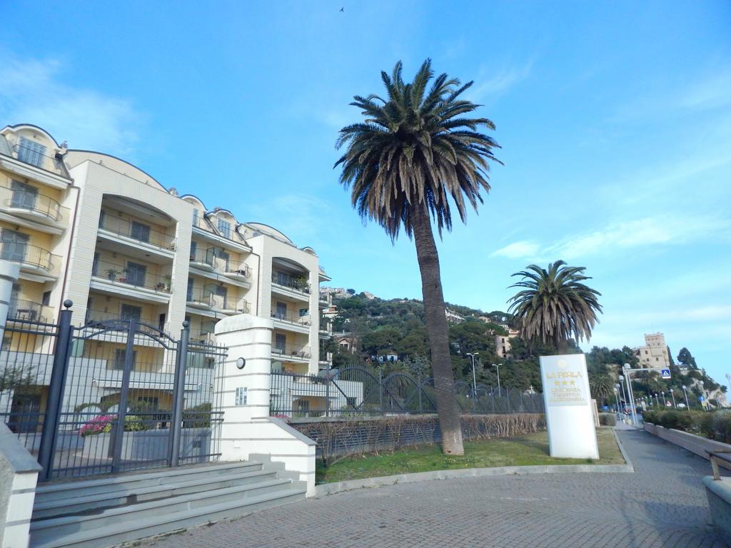 Residence La Perla Finale Ligure Buitenkant foto